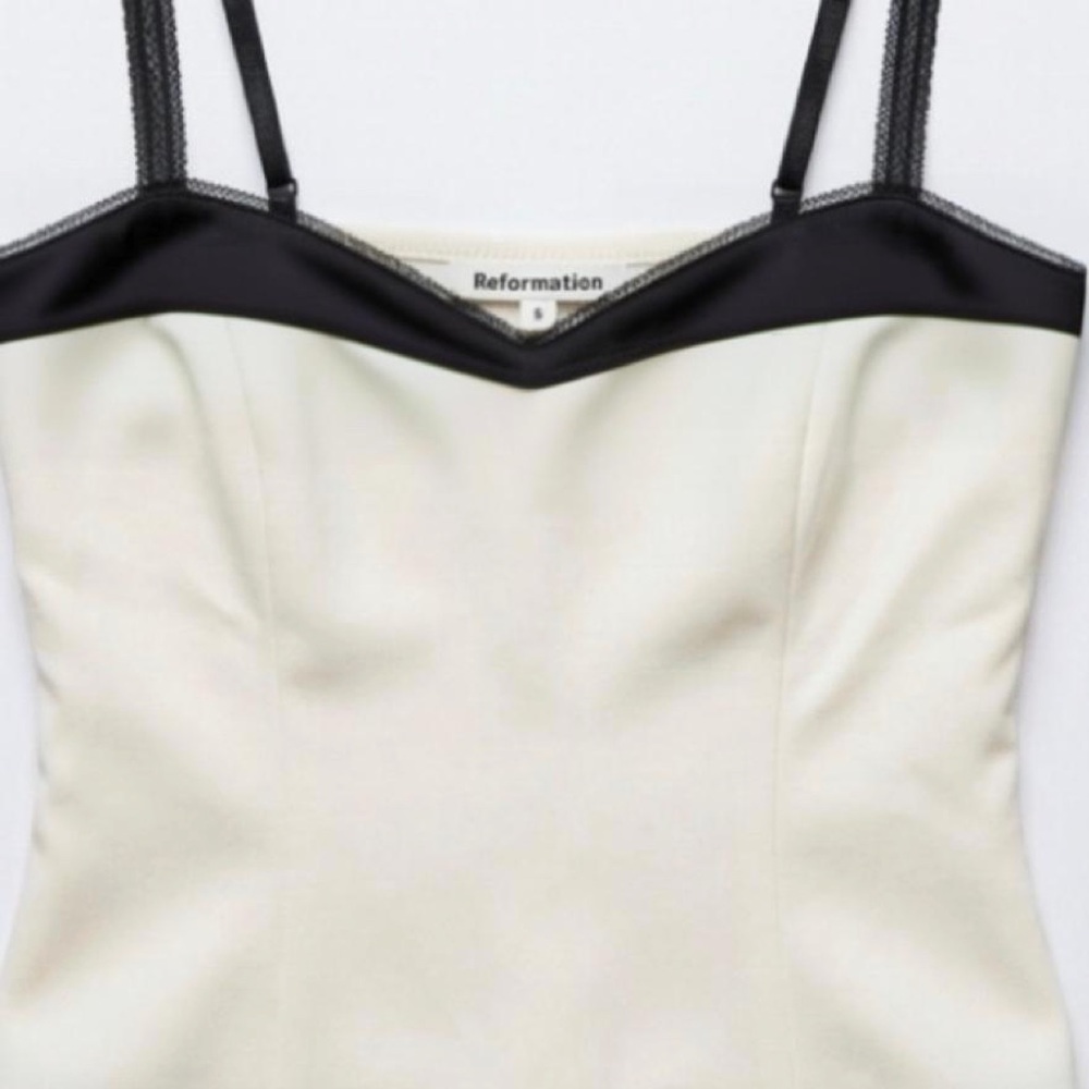 Reformation Melanie Top in Ivory/Black - Size 8 - Excellent Condition - Picture 5 of 11